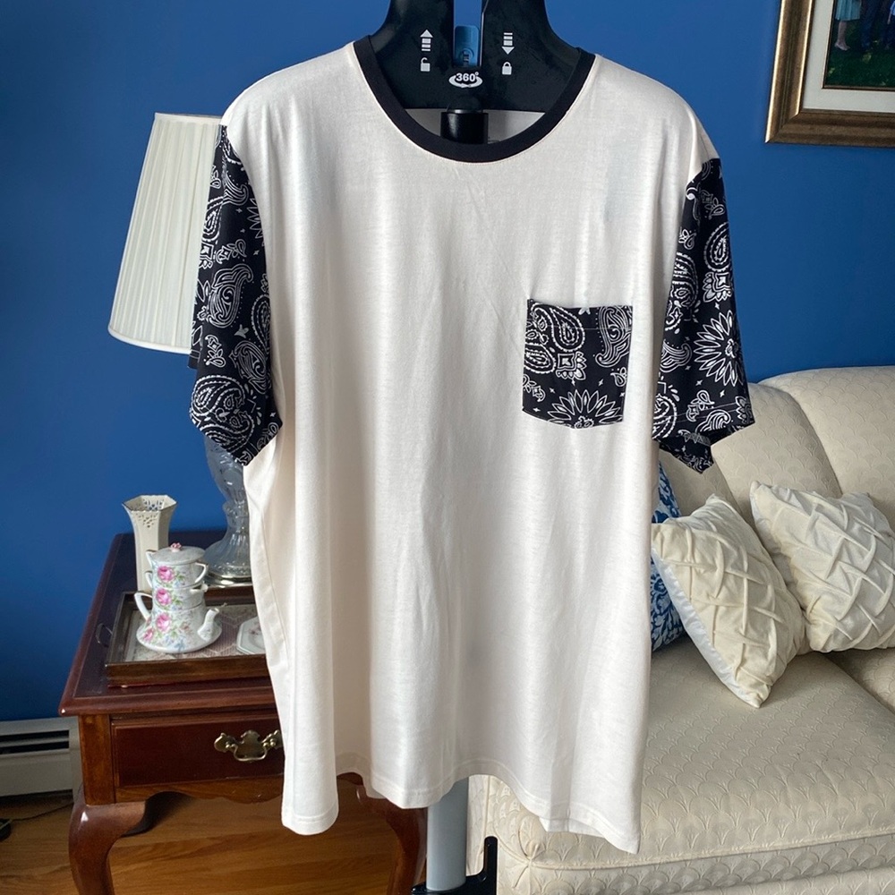 NWOT Sun + Stone Bandana T shirt
